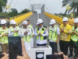 Governor presides over the opening of Sahbirin Noor Bridge