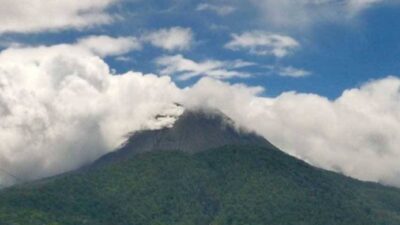 Aktivitas Vulkanik Lewotobi Menurun, 1 Kali Letusan dan 13 Kali Guguran dalam 12 Jam