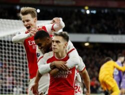 Arsenal Menang Telak Melawan Liverpool, Kompetisi Juara Semakin Sengit