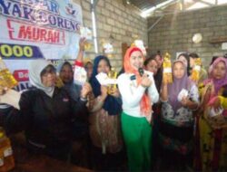Venna Melinda di Kediri Bagikan 1.000 liter Minyak Goreng Murah untuk Buktikan Perindo Partai Rakyat