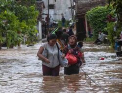 Banjir Melanda Pandeglang, Ratusan Rumah Terendam Oleh Sungai yang Meluap
