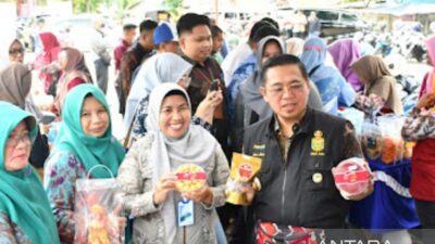 Pemerintah Kota Banjarmasin mengadakan pasar murah selama bulan Ramadhan