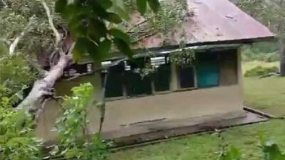 Gedung Sekolah dan Mess Guru Rusak Parah Akibat Cuaca Ekstrem di Sumba Timur