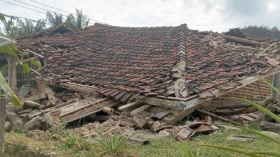 43 KK Terdampak dan 87 Bangunan Rusak akibat Gempa di Tuban