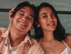 Cerita Adipati Dolken Diperlakukan Emak-Emak saat Naik Kereta Cepat